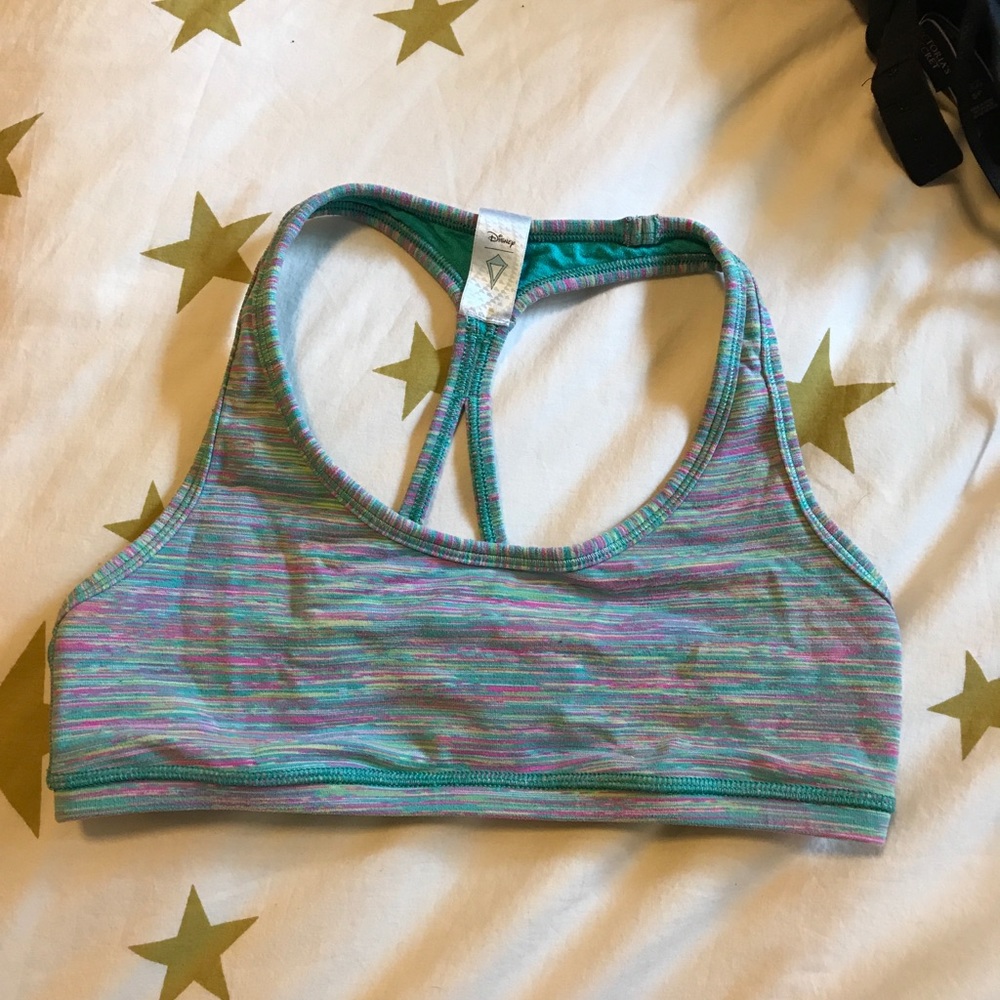 sports bra